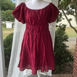 Breezy puffed sleeve burgandy dress
